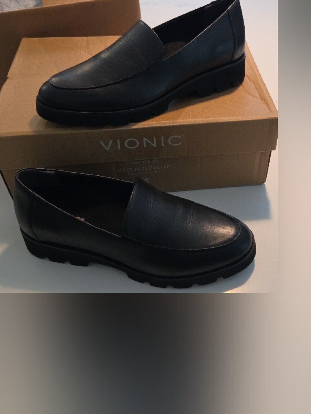 New Vionic Women's Black Leather Slip-On Loafer Shoes